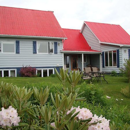 Auberge La Sainte Paix Тадуссак Екстер'єр фото
